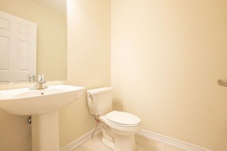 For Lease - 1426 National Common N/A, Burlington, Ontario - Photo 5