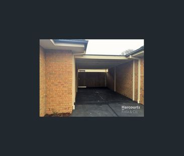 Charming 2-Bedroom Home in Lalor - Photo 6