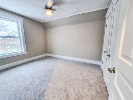 For Lease - 60 Betzner Avenue Unit# 2, Waterloo, Ontario - Photo 2
