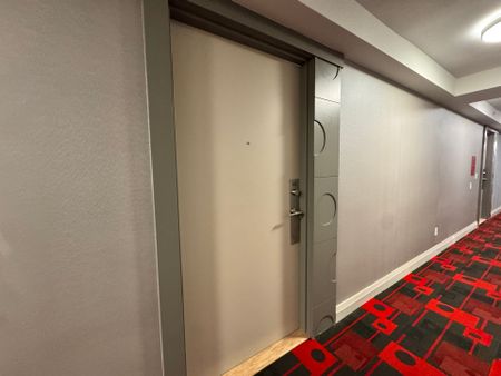 For Lease - 20 Meadowglen Place Unit# 533, Toronto, Ontario - Photo 2