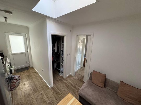 1 bedroom detached house to rent - Photo 1