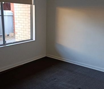 2 Bedroom Unit Located Between the City and the Sea ...... - Photo 1