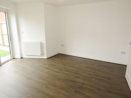 55 Station Road, Ellesmere Port, Little Sutton - Photo 2