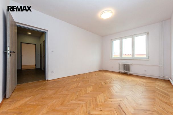 Pronájem bytu 2+1 v osobním vlastnictví 52 m², Praha 6 - Veleslavín - Фото 1