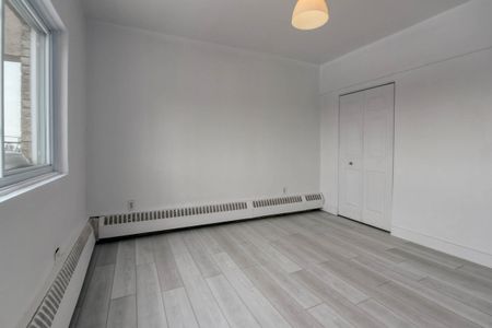 809 Bloomfield Avenue - Photo 5