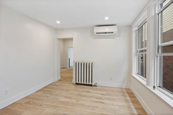 For Lease - 304 Lincoln Road Unit# Unit 3, Windsor, Ontario - Photo 1