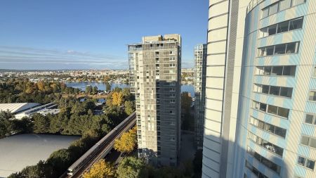 Kratochwjelstraße: Möblierte 3 Zimmer mit Klima und verglaster Loggia nahe der Alten Donau mit herrlichem Weitblick! - Foto 4