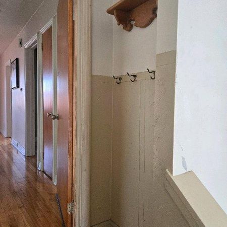 4 1/2 Situe a Villeray/Park Ex - Photo 3