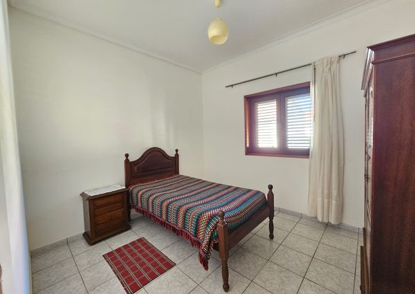 Floor 3 bedroom villa with suite located in Cacia!