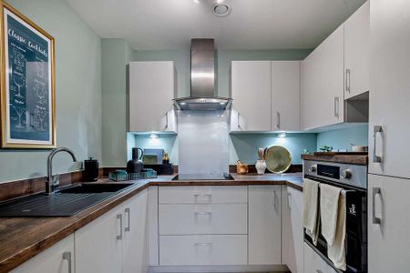 2 bedroom retirement property to rent - Photo 2