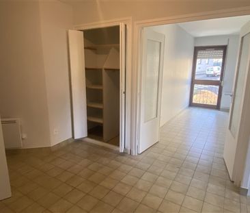 Location Appartement 2 pièces 47m² MONISTROL SUR LOIRE 43120 - Photo 4