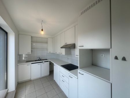 Te Huur 2 slaapkamers Oostende Jozef II straat 55 - Photo 3