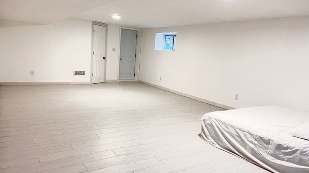 For Lease - 19 Deering Crescent, Toronto, Ontario - Photo 1