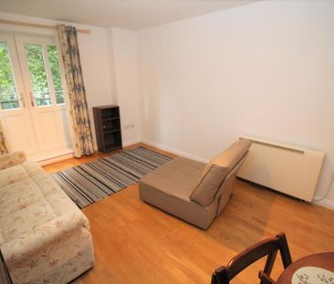 1 bedroom flat to rent - Photo 6