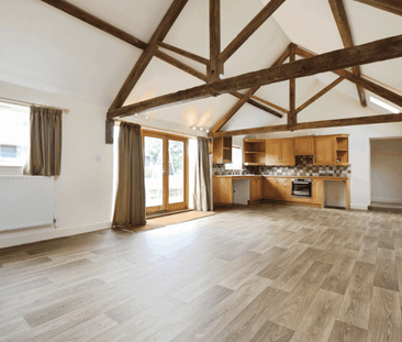 The Burrow, Conygre Farm, Easton Royal, Pewsey, SN9 - Photo 3