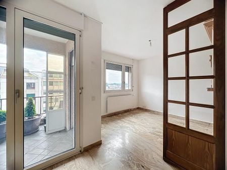 Spacious 4-room through apartment with balcony - Photo 2