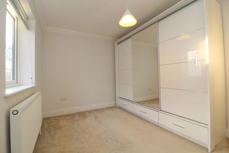 4 bedroom detached house to rent - Photo 5