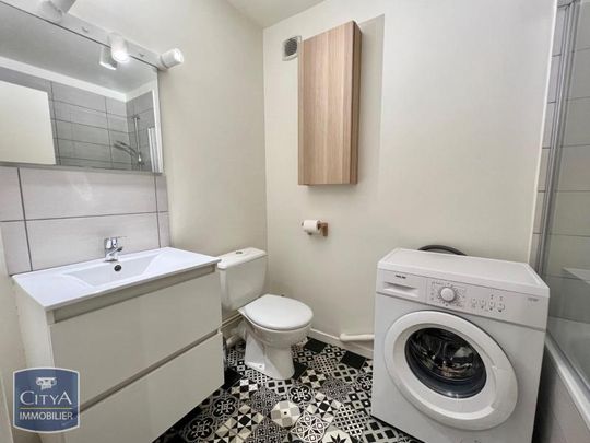 Location Appartement 1 pièce 30m² LYON 7ème - Photo 1