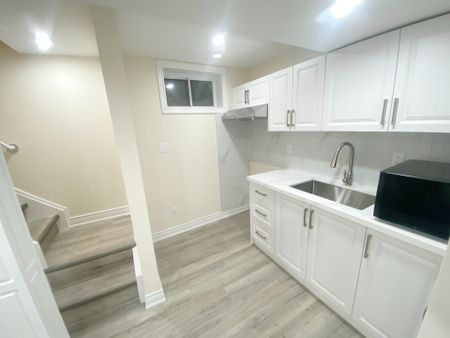 For Lease - 81 Hallam Street Unit# Bsmt Room B01, Toronto, Ontario - Photo 5
