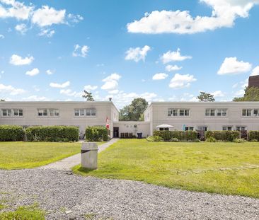 Regency Court Apartments and Townhomes - Photo 3