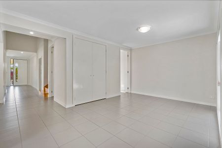 New Executive Residence at Rochedale - Photo 3