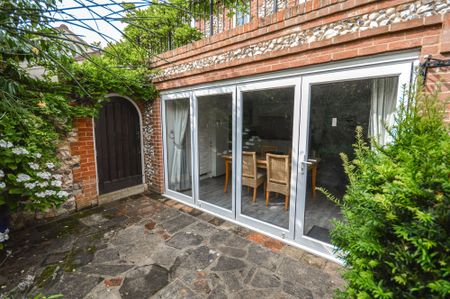 High Street, Thornham, Pe36 - Photo 3