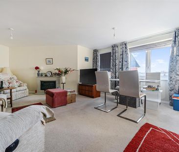 Dutton Lodge , Penrith - Photo 6