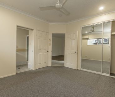 38 Raintree Way, Thuringowa Central - Photo 1