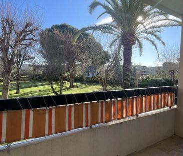 À louer – 2 pièces 46 m² - Résidence de standing avec jardins - Photo 6