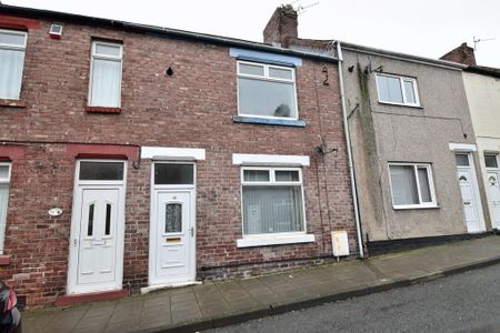 3 bedroom terraced house to rent - Photo 5