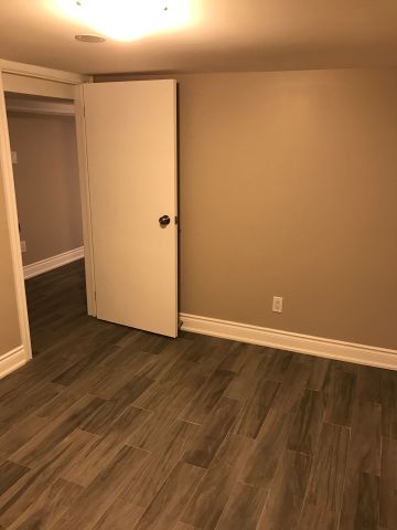 For Lease - 989 Dufferin Street, Toronto, Ontario - Photo 2