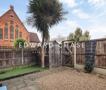 2 bedroom ground floor flat to rent - Photo 1