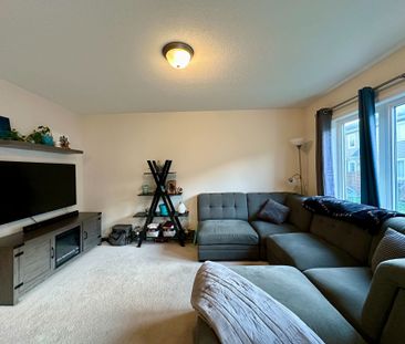 For Lease - 707 Logperch Circle, Barrhaven, Ontario - Photo 3