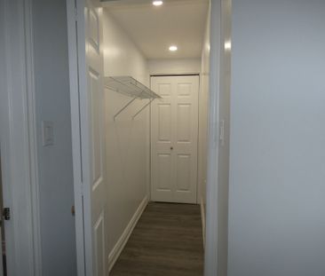 For Lease - 7857 Sassafras Trail Unit# Lower Unit, Niagara Falls, O... - Photo 3