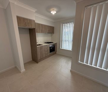 Brand New Modern Granny ! - Photo 4