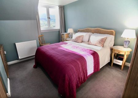 3 bedroom semi-detached house to rent - Photo 4