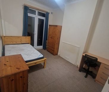 Room in a Shared House, Harrow Road, B29 - Photo 6