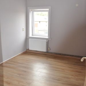 Appartement te huur in Oostrozebeke voor € 870 met 5 slaapkamers - foto 3