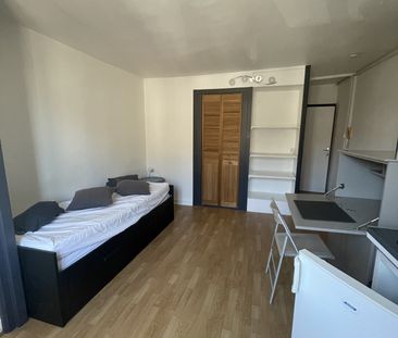 Location Appartement 1 pièce 20m² TROYES 10000 - Photo 1