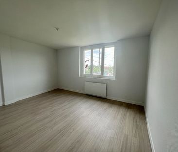 Location appartement 3 pièces, 60.00m², Carmaux - Photo 3