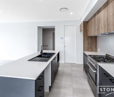 Stylish Modern Living Awaits!! - Photo 5