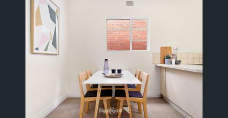 2 Bedroom Apartment in East Melbourne - Photo 3