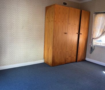 Three Bedroom Home - Photo 3