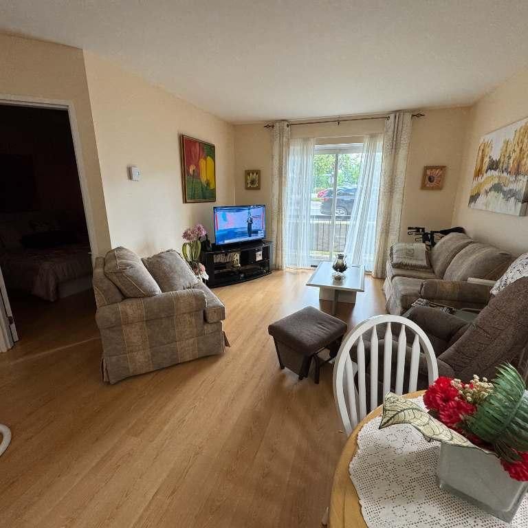 Logement 3.5 résidence 65ans+ - Photo 1