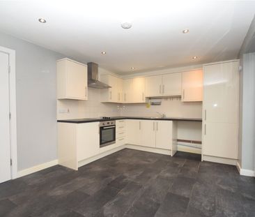 3 bed terraced house to rent in Eastway, Eastfield, YO11 - Photo 4