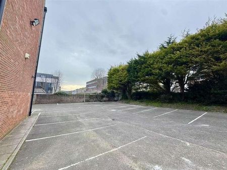 St. Leonards Road, Eastbourne, BN21 - Photo 5