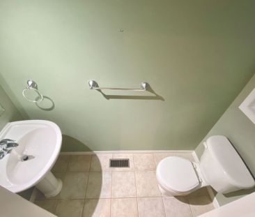 For Lease - 79 Meadow Wood Crescent, Hamilton, Ontario - Photo 6