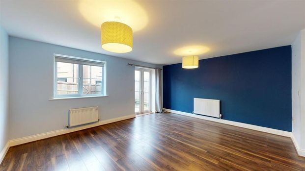 4 bedroom townhouse to rent - Photo 1