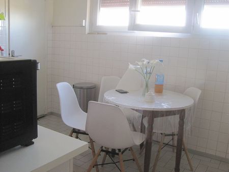 A LOUER CHAMBRE DANS APPARTEMENT PROCHE GARE ET CENTRE VILLE ST QUENTIN - Photo 3