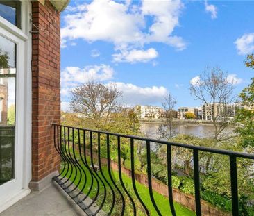 3 bedroom flat to rent - Photo 5